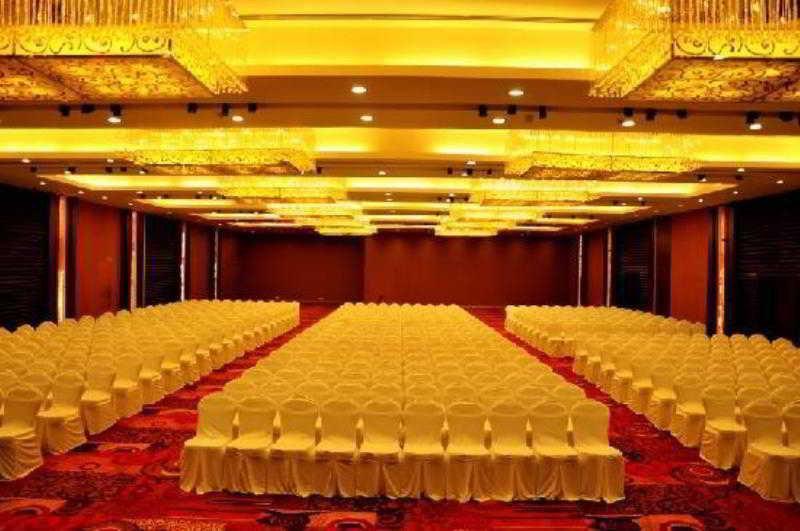 Manasarovar - The Fern Hyderabad Exterior photo