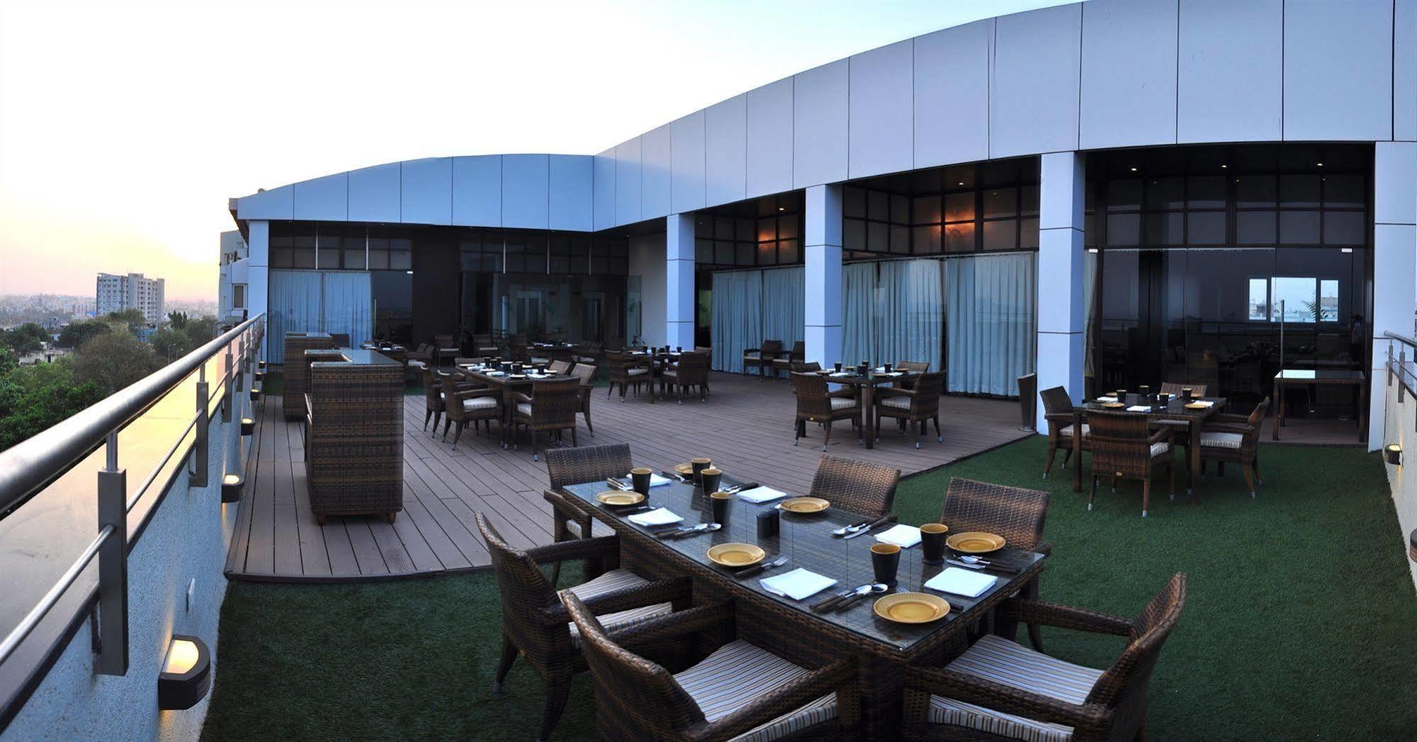 Manasarovar - The Fern Hyderabad Exterior photo
