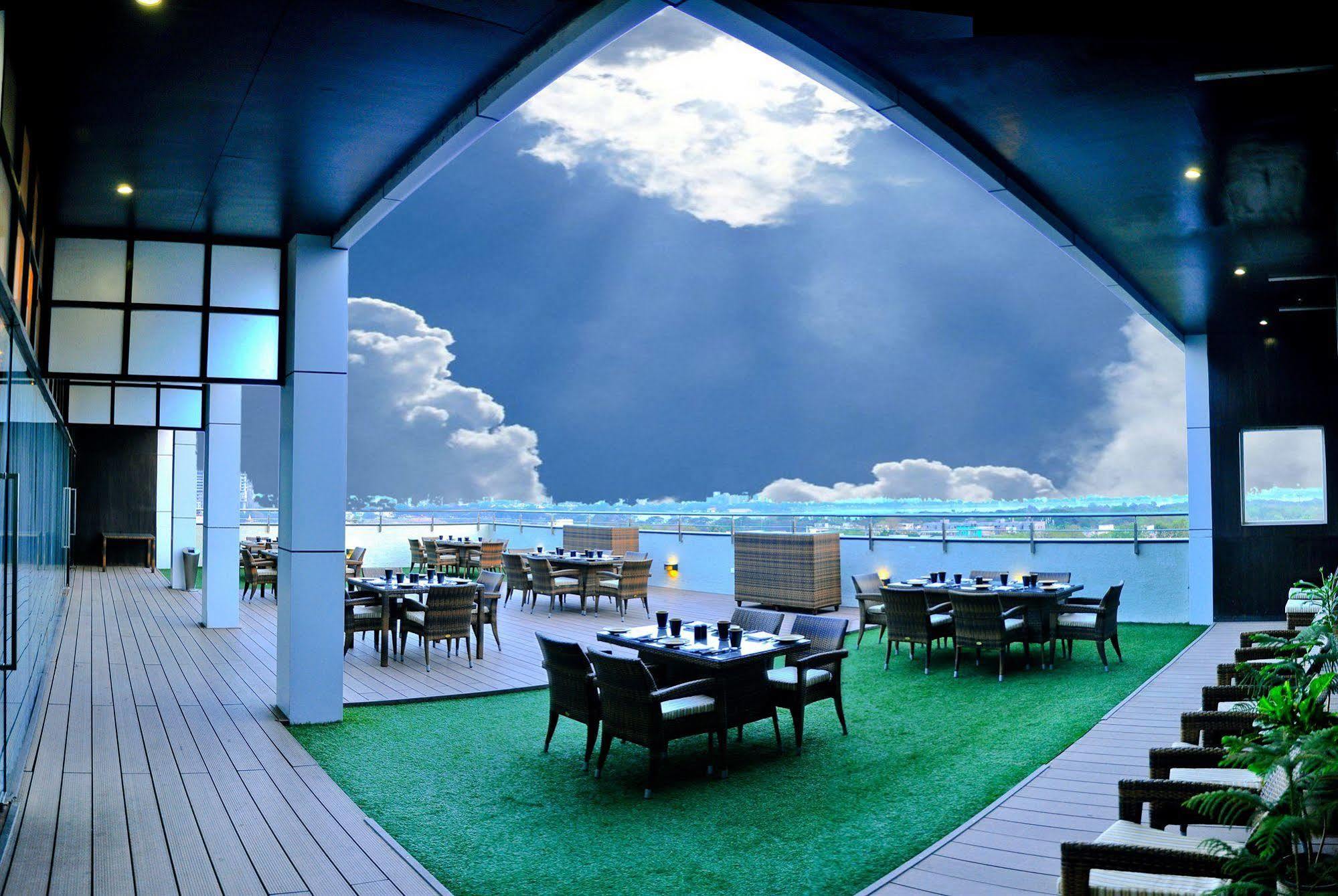 Manasarovar - The Fern Hyderabad Exterior photo